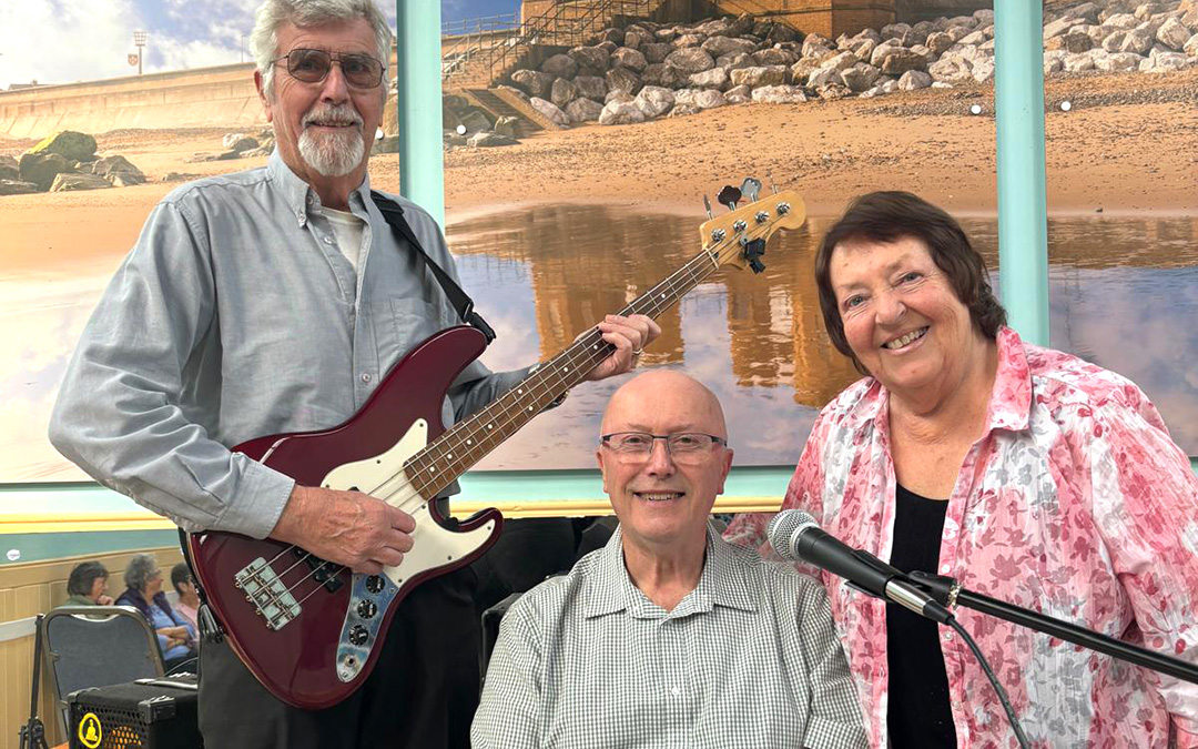 Former bandmates reunite for Food, Friendship and Fun