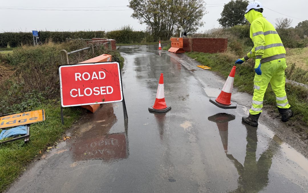 PICTURE GALLERY: Warning after drivers taking risks over dangerous bridge 
